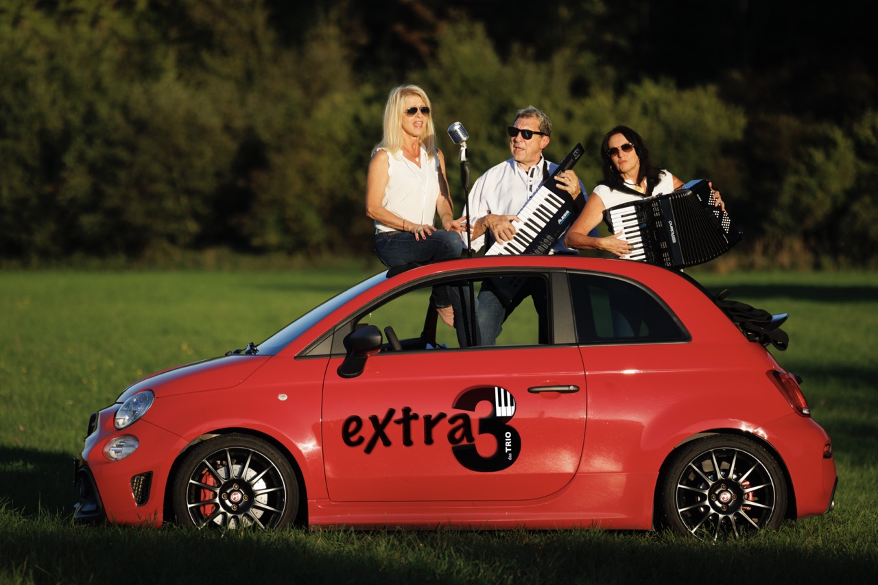 Mittel Gross Extra3 hat uberall Platz